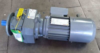 RF87 斜齒輪減速電機(jī)在環(huán)保設(shè)備中的應(yīng)用與保障